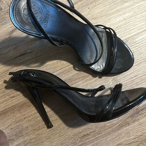 BLACK sling back GUESS HEELS